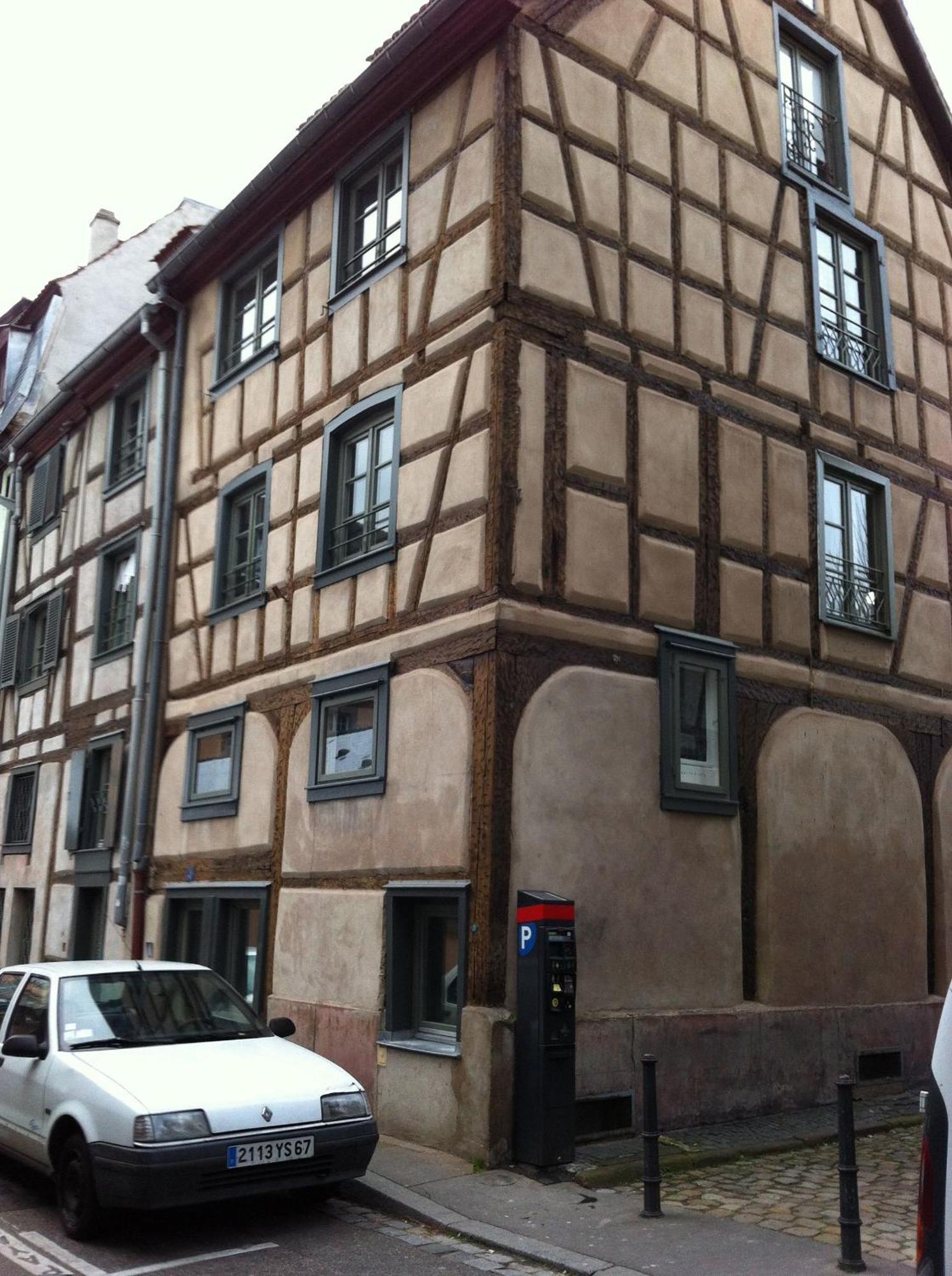 Appartements Au-Dessus Du... Strasbourg Exterior photo